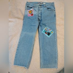 Old Navy button fly capris, size 10